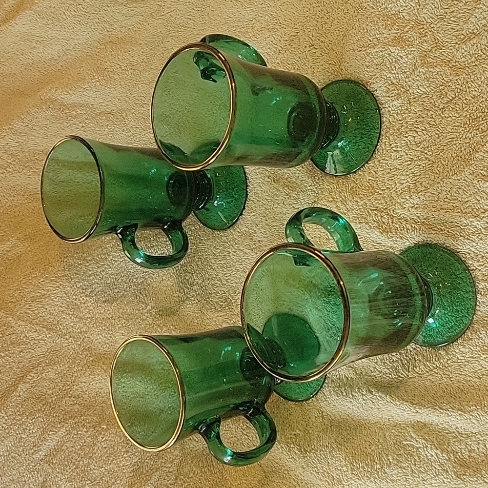 Libbey Juniper Green w/ Gold Trim Coffee 4 Mugs. Very Desirable, No Call Outs. - Picture 4 of 8